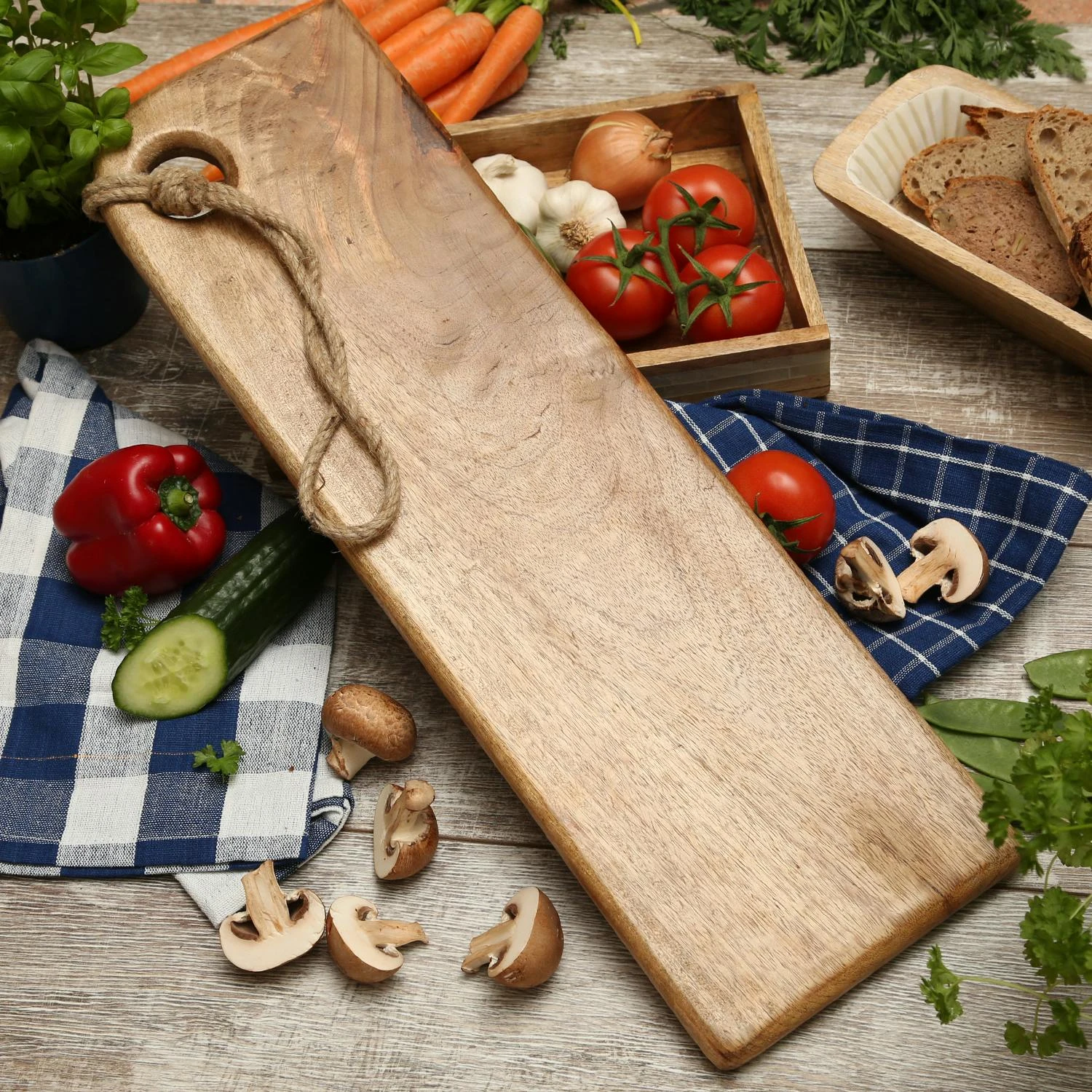 Schneidebrett Servierbrett Mangoholz Mit Kordel Serviertablett 57,5cm Natur 8 Schneidebrett Servierbrett Mangoholz Mit Kordel Serviertablett 57,5cm Natur – Bild 6